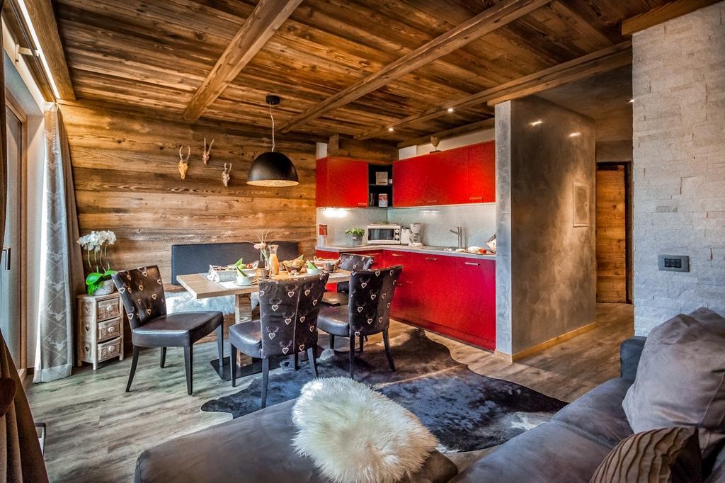 לה וילה Chalet Stefan - Apartments מראה חיצוני תמונה